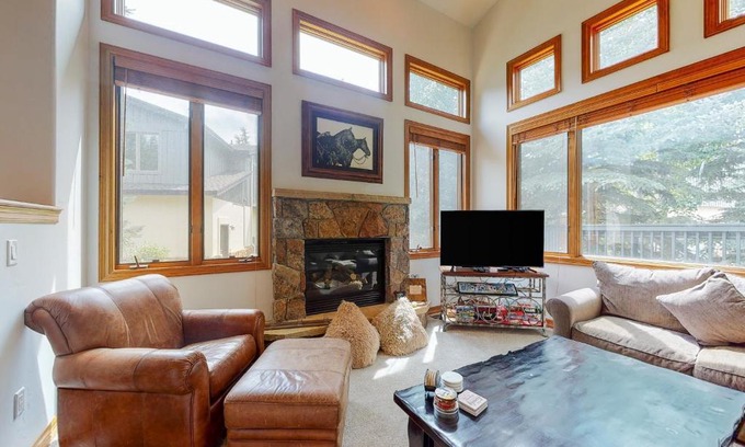 Edwards House | Vail Valley Getaway
