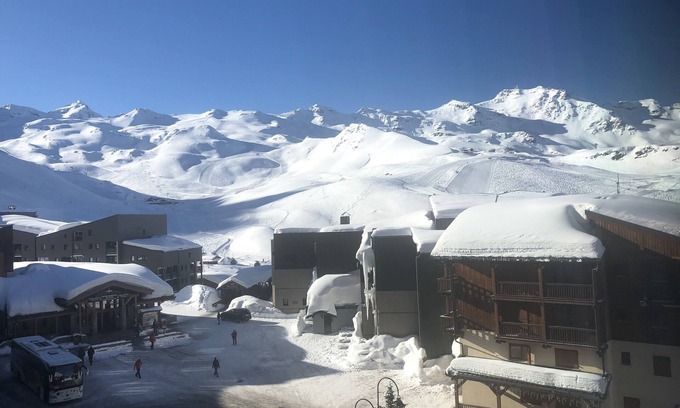 Val-Thorens Apartment | Val Thorens apartment with Caron peak view