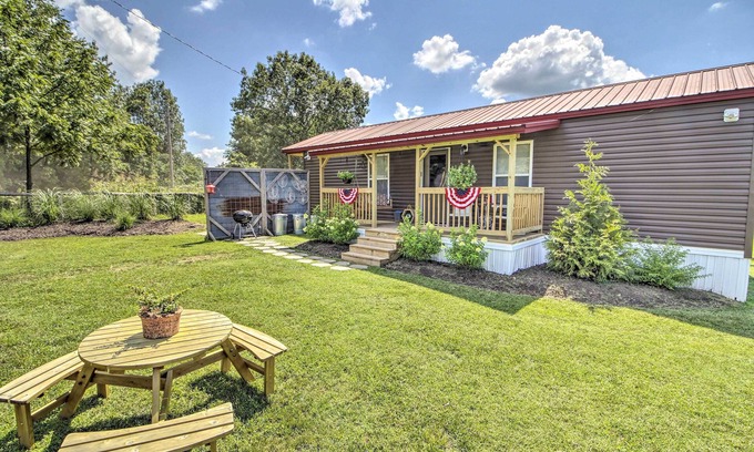 Omaha Cabin | 'Valley View Cabin' Near Branson & Table Rock Lake