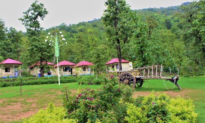 Ahwa Hotel | Vanvaso Resort and Adventure Park