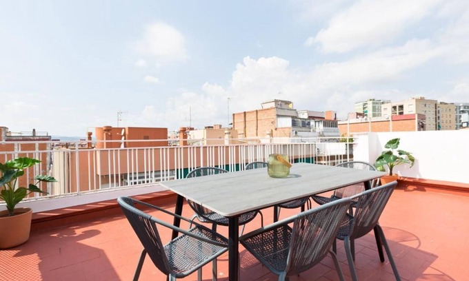 L'Hospitalet de Llobregat Apartment | Varios Aptos Barcelona/hospitalet Llobregat, 6pers/apto. Consultar