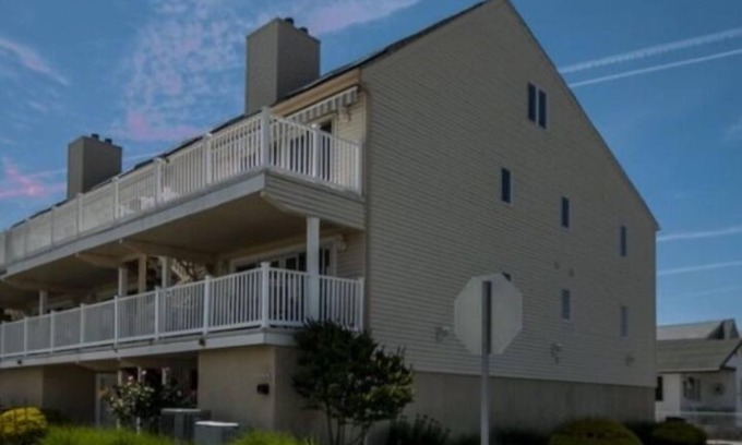 North Wildwood Condo | Vast Ocean Views at 15th Street Beach
