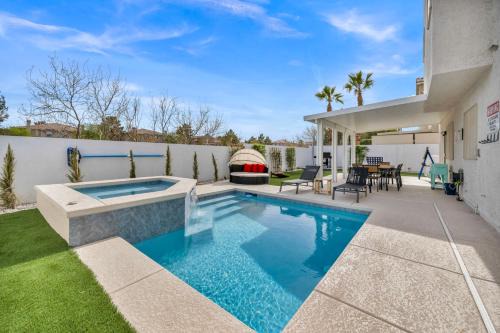 Green Valley House | Vegas Haven Pool Spa Game Room