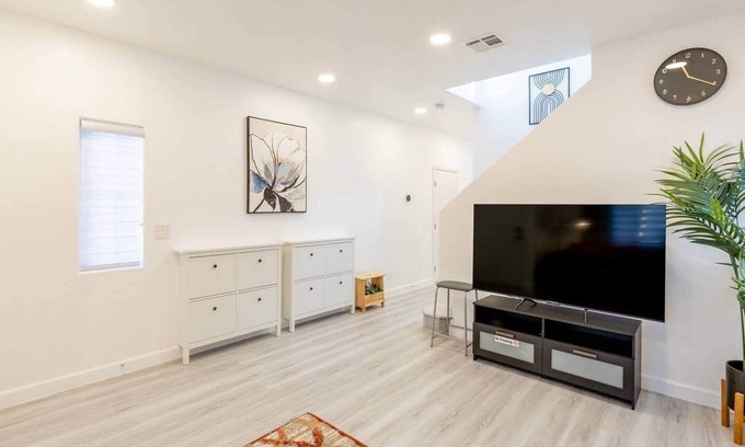 Rhodes Ranch House | Vegas Small Warm Homestay 3 BR