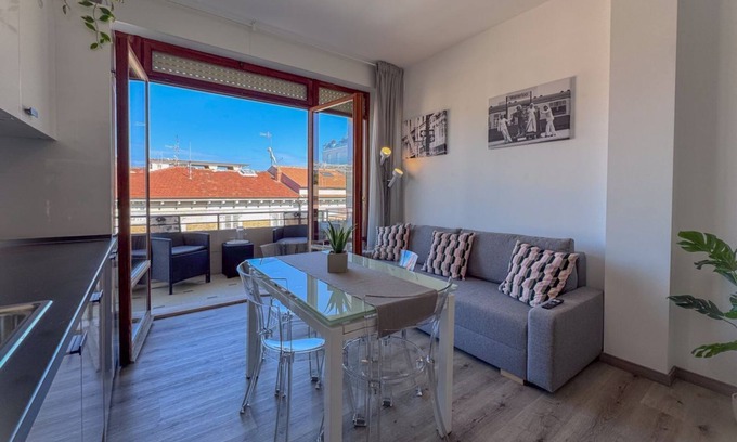 Civitanova Marche Apartment | Veneto Apartments - Modern & Central