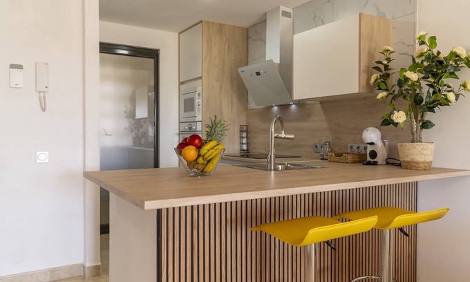 Vera Apartment | Vera Brand New Penthouse with Pool & Free Parking
