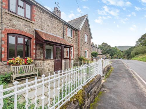 Peak District National Park House | Vera's Cottage