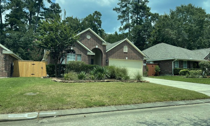 Alden Bridge House | Veranda - heated pool/spa in The Woodlands. Available August 21st!