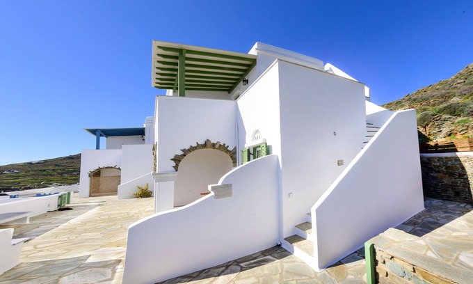 Agios Ioannis House | Veranda Me Thea (Terrace with view)