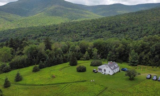 Manchester House | Vermont house in stunning private country setting and 360 degree panoramic views
