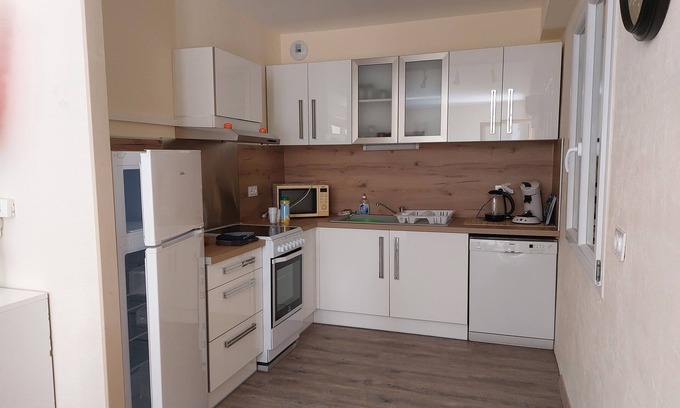 Manosque Apartment | Very nice apartment with all comforts for families