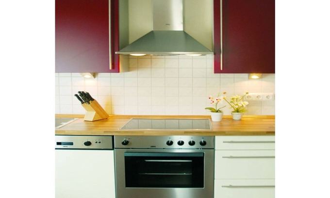 Alt-Kurenz Apartment | Very nice apartment with balcony overlooking the greenery