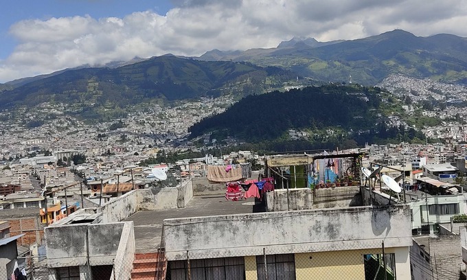 Quito Apartment | Very private and quiet suite with a panoramic view of the entire city