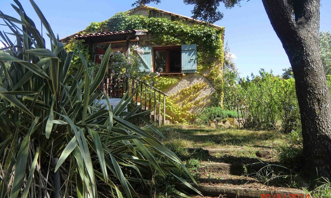 Sarrola-Carcopino Cottage | Very quiet, air-conditioned cottage on private property with valley and sea views