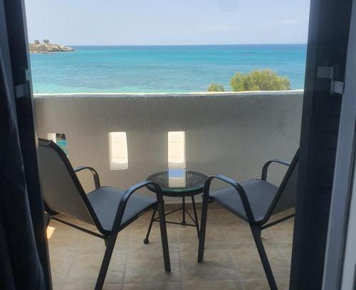 Agia Anna Apartment | Verykokkos on the beach