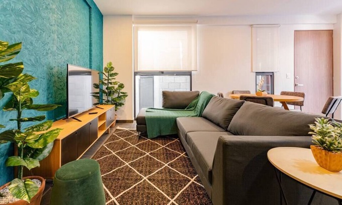 Doctores Apartment | VH | Great location | Spacious flat 3BR | 225