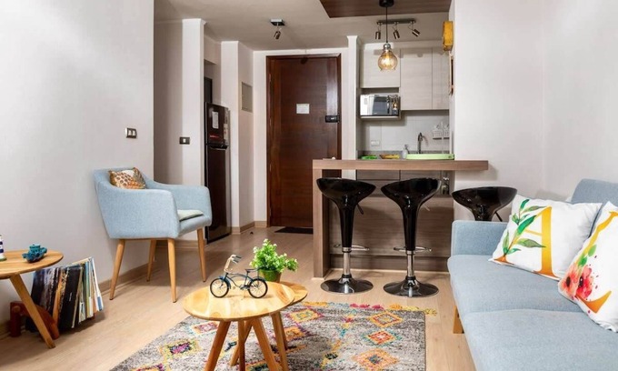 Vina del Mar Apartment | Viña Retreat - 2BR W/Pool, Wifi & Parking