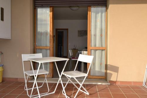 Sirolo Apartment | Via Dante 10 Apartment