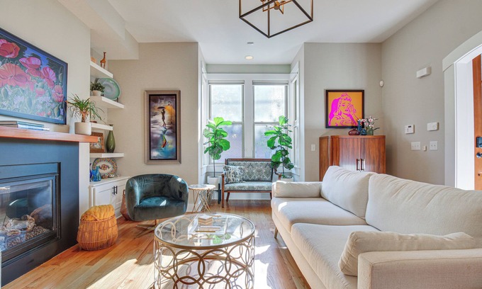 Over-the-Rhine House | Vibrant Downtown Cincinnati Townhome w/Sauna!