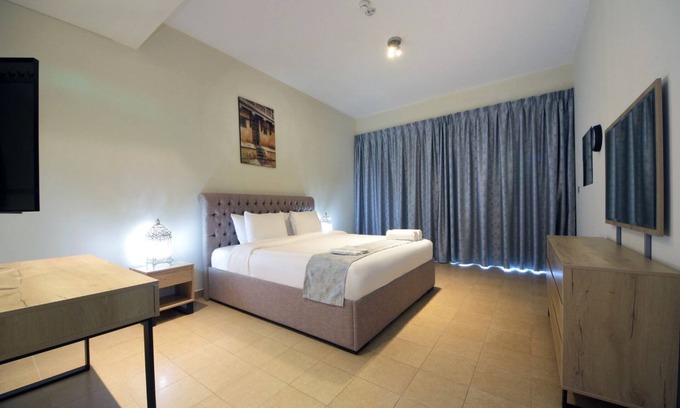 The Greens Villa | Vibrant Private 2 Bedroom Villa in JVC