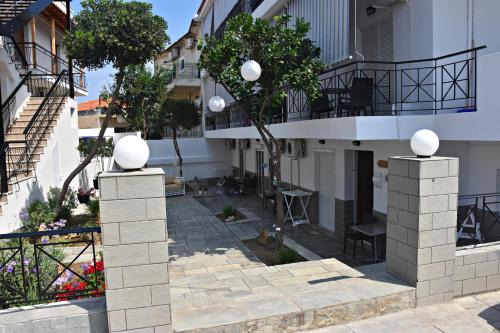 Myrina Apartment | Vicky Studios