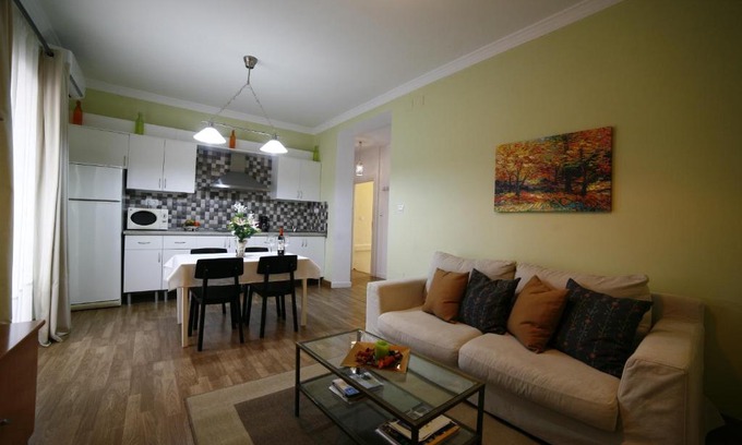 Lagunillas Apartment | Victoria de Alba House