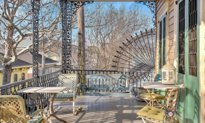 Faubourg Marigny Bed & Breakfast | Victorian Meets Farmhouse | Direct Balcony Access