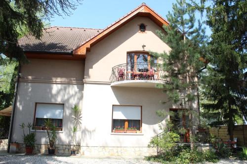 Siofok Aranypart House | Vicze Apartmanház