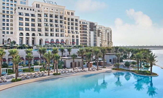 Dubai Hotel | Vida Creek Beach Hotel