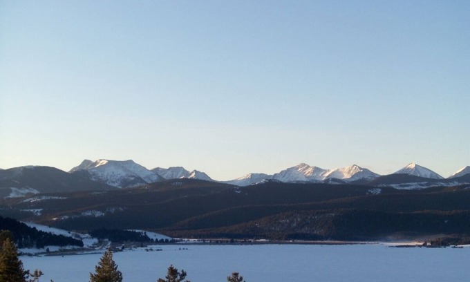 Georgetown Cabin | View sunrise to sunset from the Wilder Nest