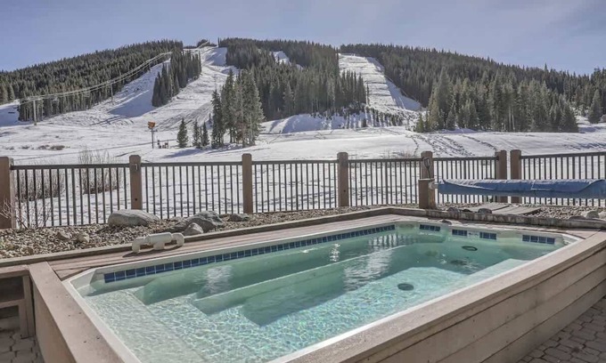 East Village at Copper Condo | Views of Golf & Ski On/Off Condo/W&D/Hottub/Grill