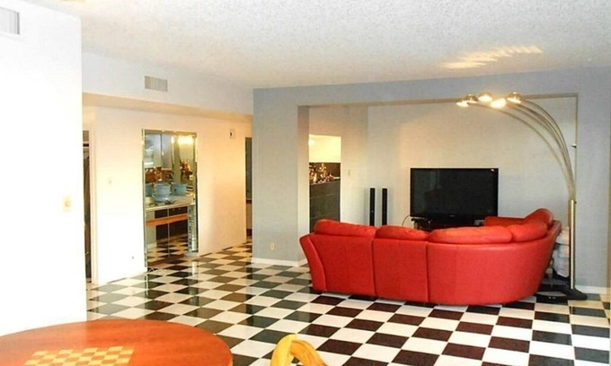 River Oaks Apartment | Views over Memorial Park