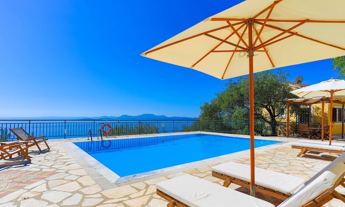 Nisaki Villa | Viilla Ilios: Superb sceneries and views, private pool, WiFi, A/C