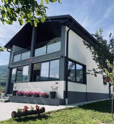 Herzegovina-Neretva Canton House | Vikendica Bošnjak