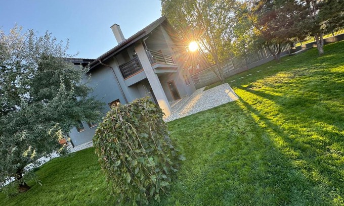 Corbeanca Villa | Vila Amy - 5 min from THERME and AIRPORT