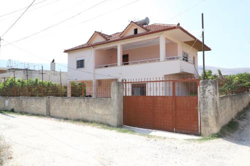Berat Apartment | Vila Besim