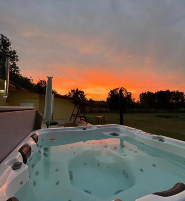 Nisava District Villa | Vila Meadow