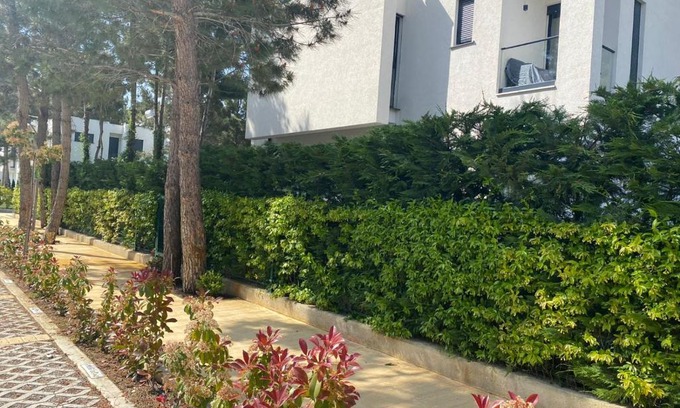 Qerek Villa | Vila Renis