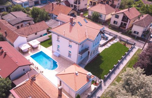 Banja Koviljaca Apartment | Vila Samokres sa bazenom