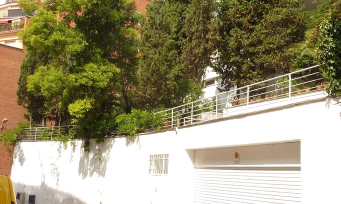 Gracia House | Vilaro Park Güell house with private pool. For groups of friends and families