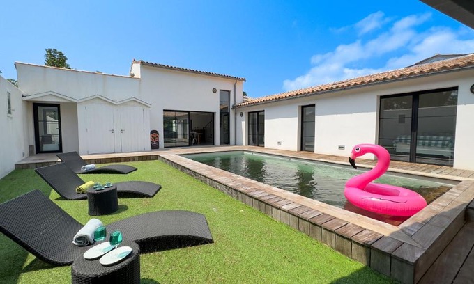 La Couarde-sur-Mer Villa | Villa à la décoration moderne avec piscine proche plage