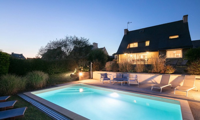 Clohars-Carnoet Villa | VILLA * 10-12 PERS SECURE HEATED SWIMMING POOL SEASIDE BEACH 30 M AWAY