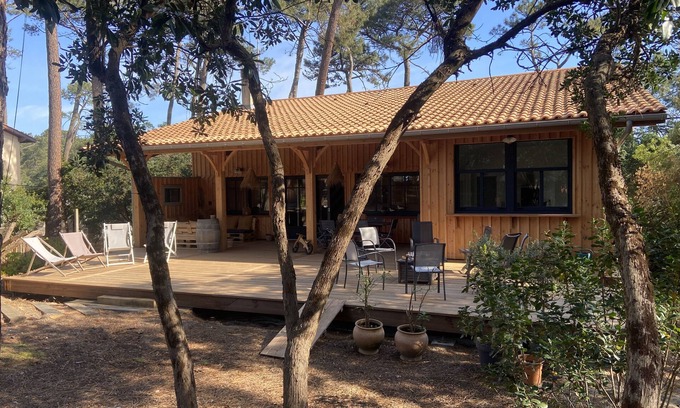 Piraillan House | Villa 7 bedrooms, 12/16 people, 150 meters from the sea