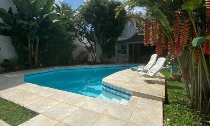 Santo Amaro House | Villa Aconchegante com Piscina