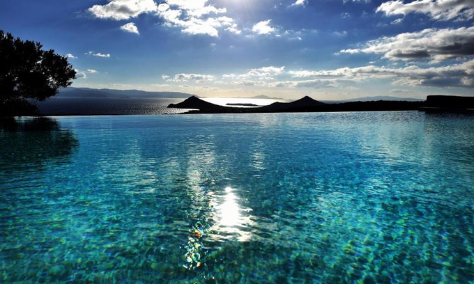 Paros Villa | Villa Acqua · Gorgeous pool villa, stunning sea views, helipad!
