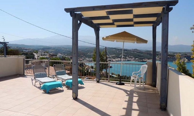 Plaka Villa | Villa Agatha, Plaka, Chania. Glorious sea views, close to tavernas and beach.