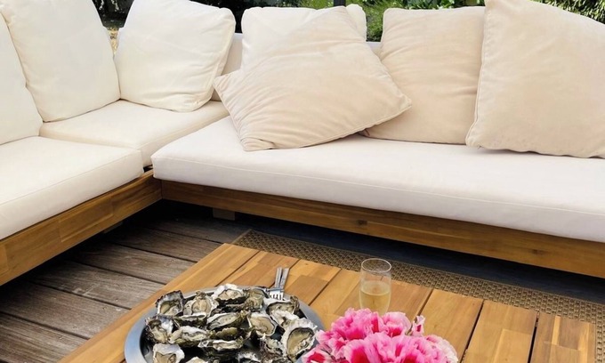 Carnac House | Villa Alegria in Saint Colomban, Pets welcome!