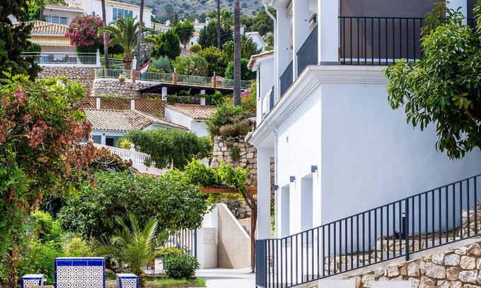 Rancho Domingo Villa | Villa Alhambra Pueblo Luxury New TOP VILLA