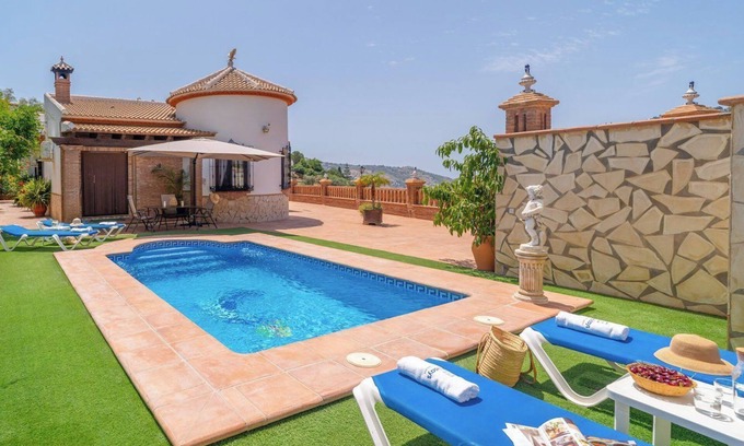Competa Villa | Villa Almijara Cómpeta by Ruralidays