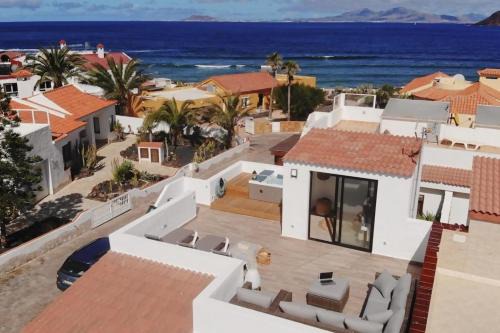 Corralejo Villa | Villa Aloha Jacuzzi y vistas al mar Corralejo